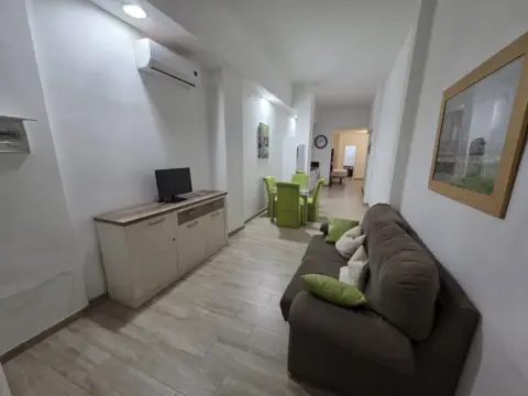 Apartamento en calle Escoberos