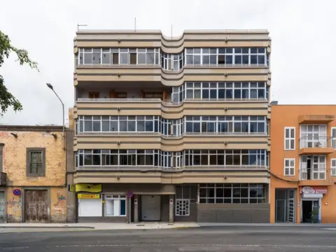 Piso en Paseo de San José, 62
