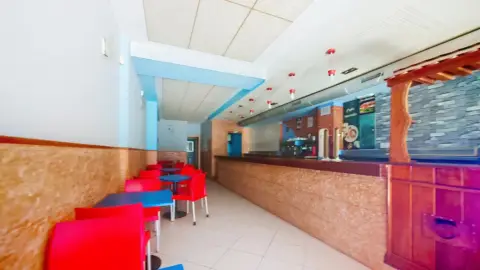 Local comercial en Pumarín