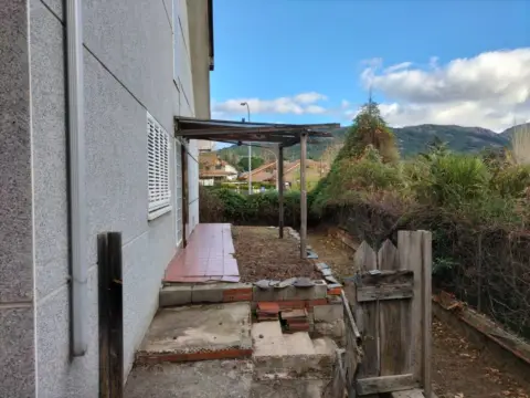Casa pareada en Avenida de la Salud, 42