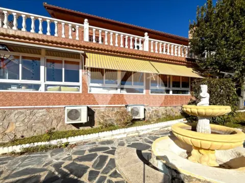 Chalet en calle del Paraíso