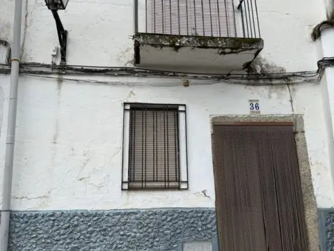 Casa en Alcuéscar