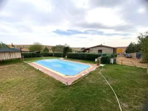 Finca rústica en Don Álvaro