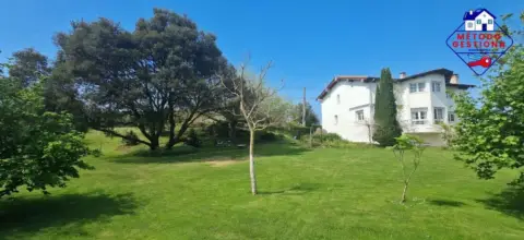 Casa en Barrio del Arroyo, 2