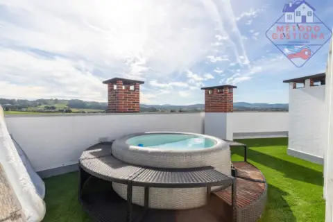 Ático en calle Las Mazas