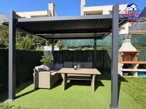Casa pareada en Cortiguera