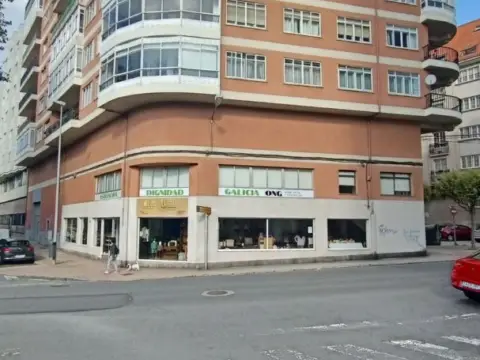Local comercial en calle de Sánchez Calviño