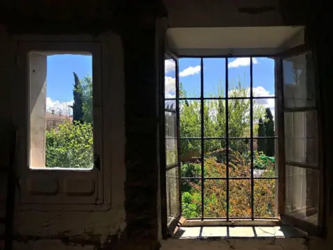 Casa rústica en calle de Ramón y Cajal