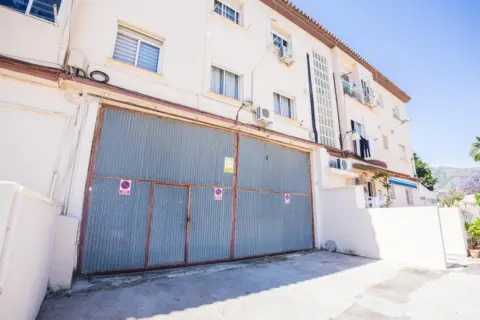 Nave industrial en La Colina