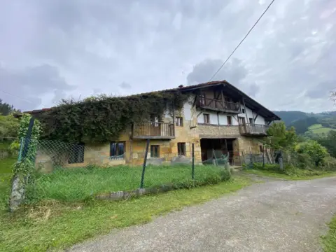Chalet en Barrio de Sarria