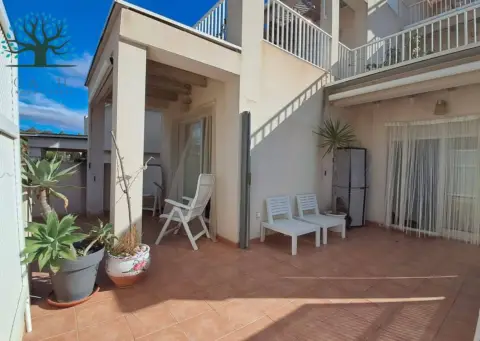 Piso en calle Islas Marinas