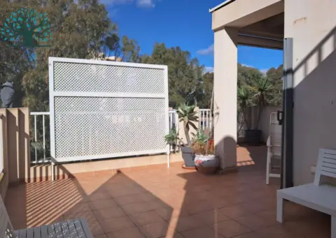 Piso en calle Islas Marinas