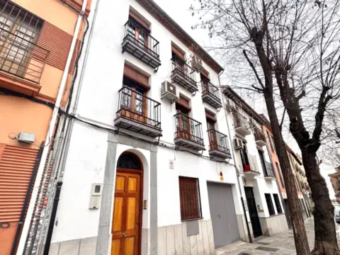 Casa en calle Real de Cartuja