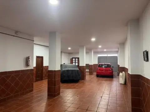 Casa en calle Real de Cartuja