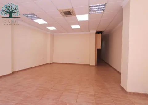 Local comercial en Centro