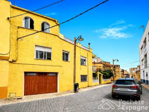 Chalet en calle Carrer Primer de Maig