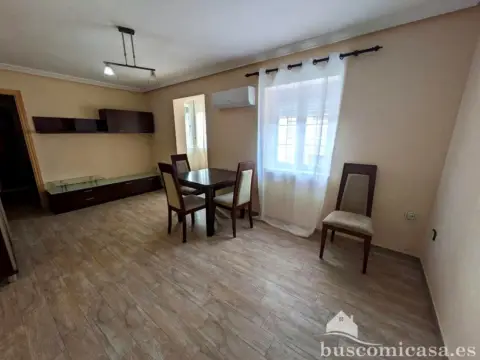 Piso en calle de los Álamos