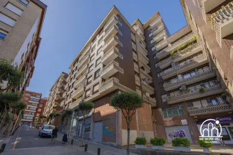 Piso en calle de José Miguel de Barandiarán Ayerbe