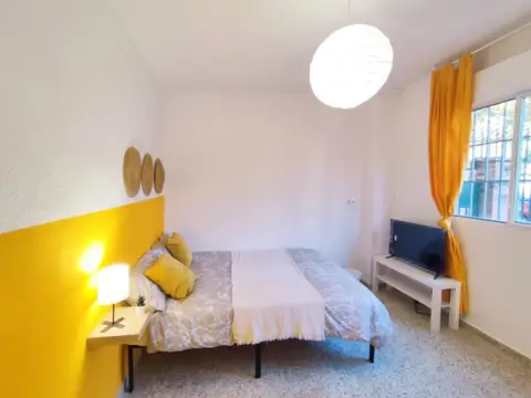 Piso en calle Julio Moreno Davila