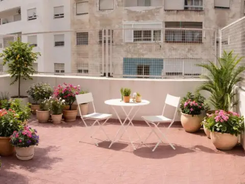 Piso en calle de Blas y Ubide