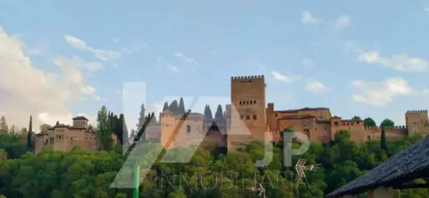 Ático en calle Horno del Oro