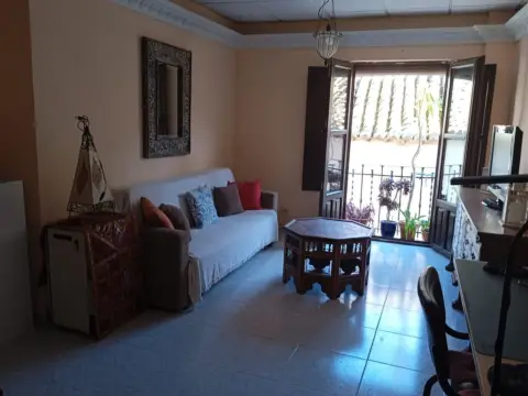 Ático en calle Horno del Oro