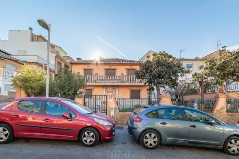Casa en calle de la Cañadilla