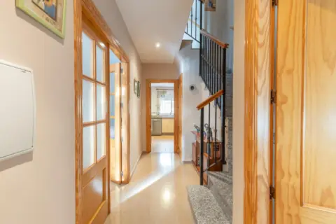 Casa adosada en calle del Cisne