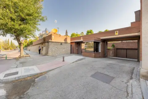 Casa pareada en Avenida de Andalucía