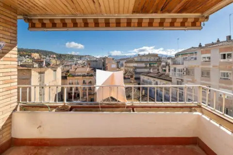 Piso en calle Tejeiro