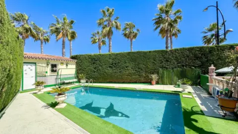 Chalet en calle Malvaloca, 4