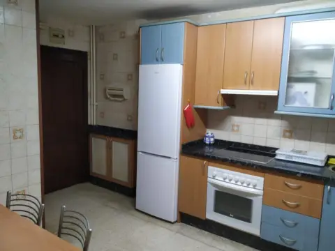 Habitación en calle del Monasterio de Carracedo