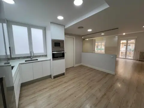 Piso en calle de San Ignacio de Loyola, 4