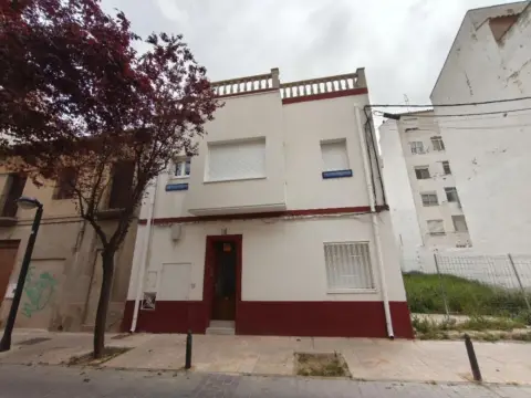 Casa en calle de Figueras, 14