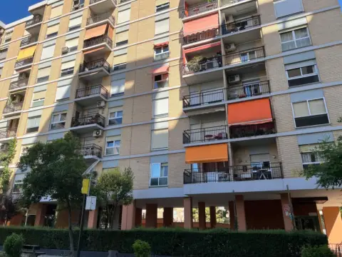 Piso en calle de Miguel Asín y Palacios, 30