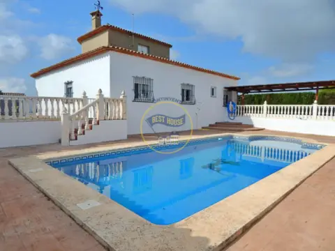 Chalet en Llutxent
