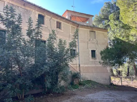 Finca rústica en Les Aigues