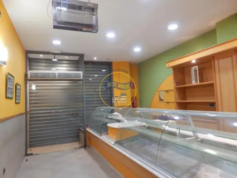 Local comercial en El Llombo