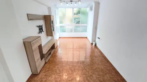 Piso en calle Ramon Maria Perez de Torr