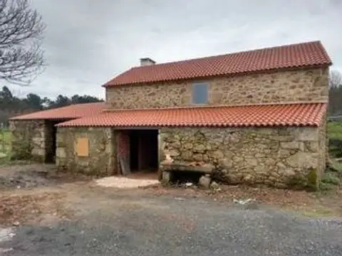 Finca rústica en Pontevea