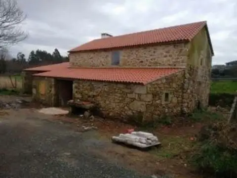 Finca rústica en Pontevea