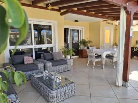 Chalet en calle Kurt Konrad Mayer