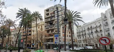 Local comercial en calle de Pedro III 'El Grande'