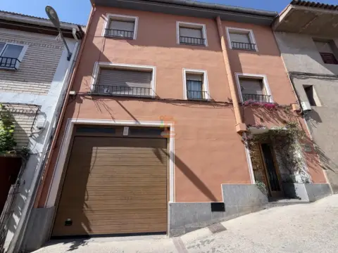 Casa adosada en calle Paridera Blanca