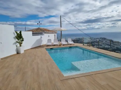 Chalet en calle del Rancho Río Verde