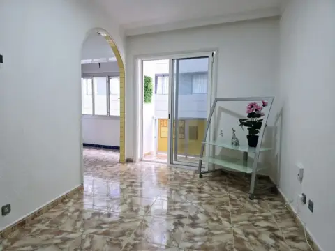 Piso en calle de Portugal