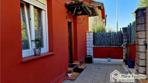 Chalet en Peñacastillo-Nueva Montaña