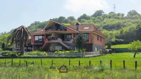 Dúplex en Barrio de Pamanes, 53