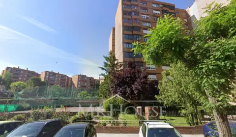 Piso en calle de Paraguay