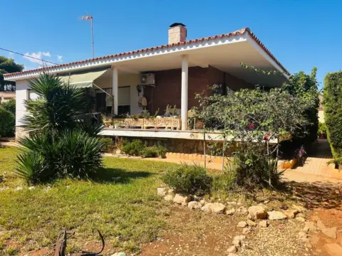 Chalet en Los Urrutias